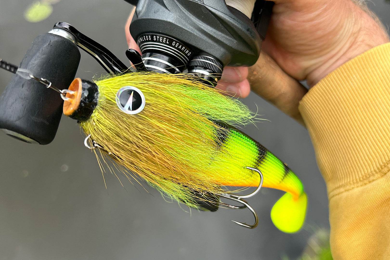 Charlie's Bucktail Combo fishing lure set with VMC Mustache Shallow, Rapala Soft Peto, and VMC Pike Chain Rig