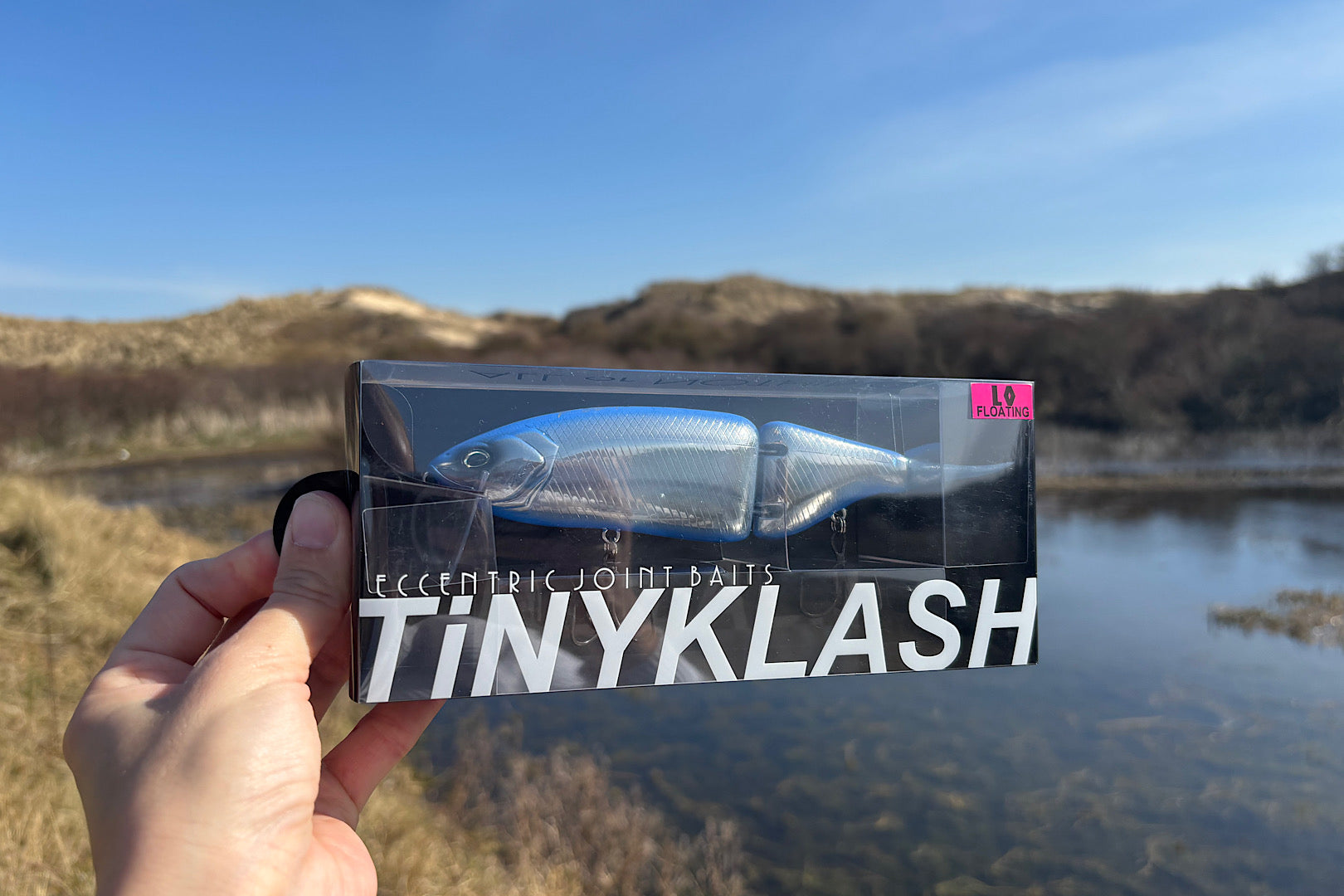 DRT Tiny Klash fishing lure with customizable lips and tails for versatile bass, pike, and zander fishing