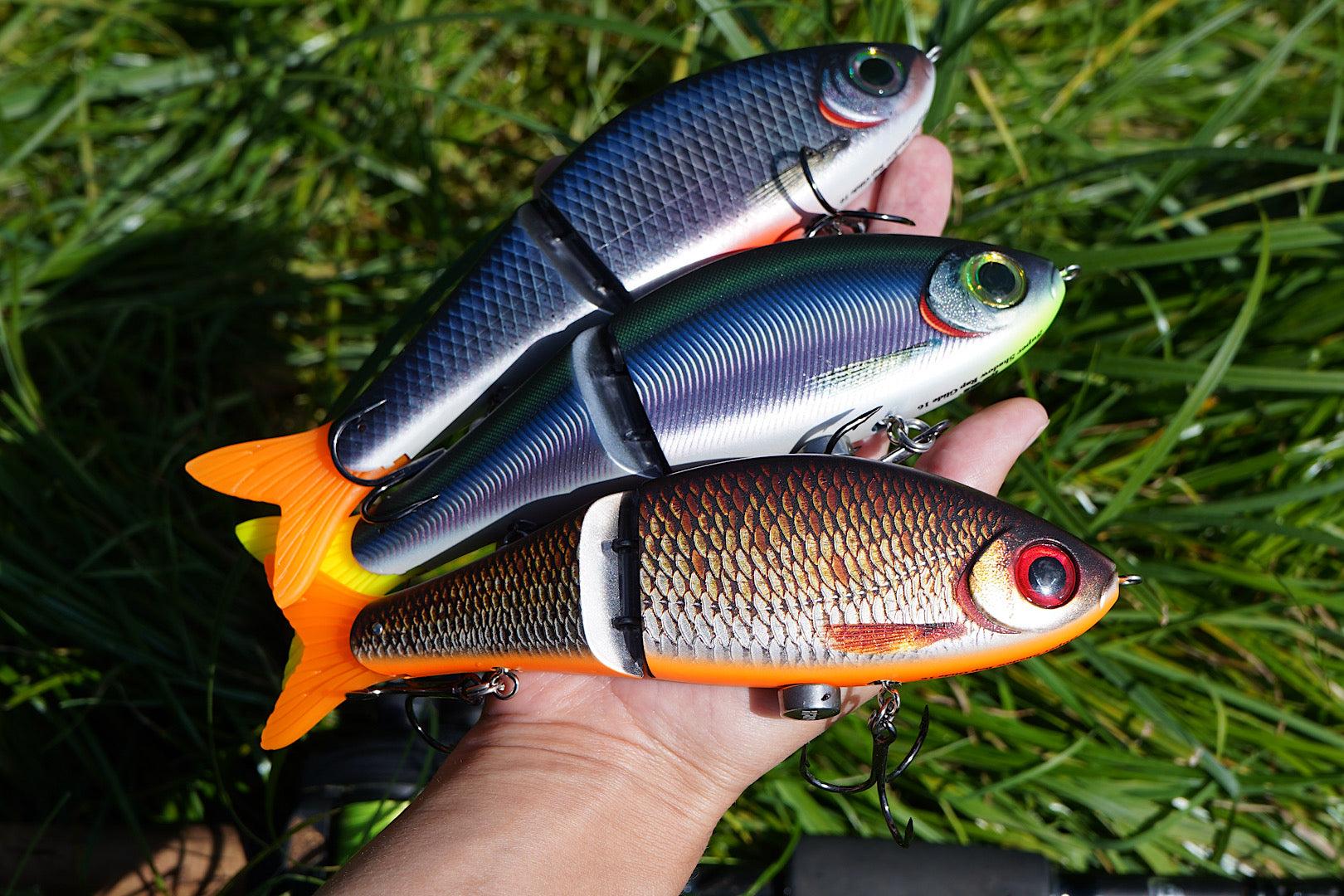 Rapala Super Shadow Rap Glide 11 glidebait fishing lure for pike with screw-in weight and S-curve design