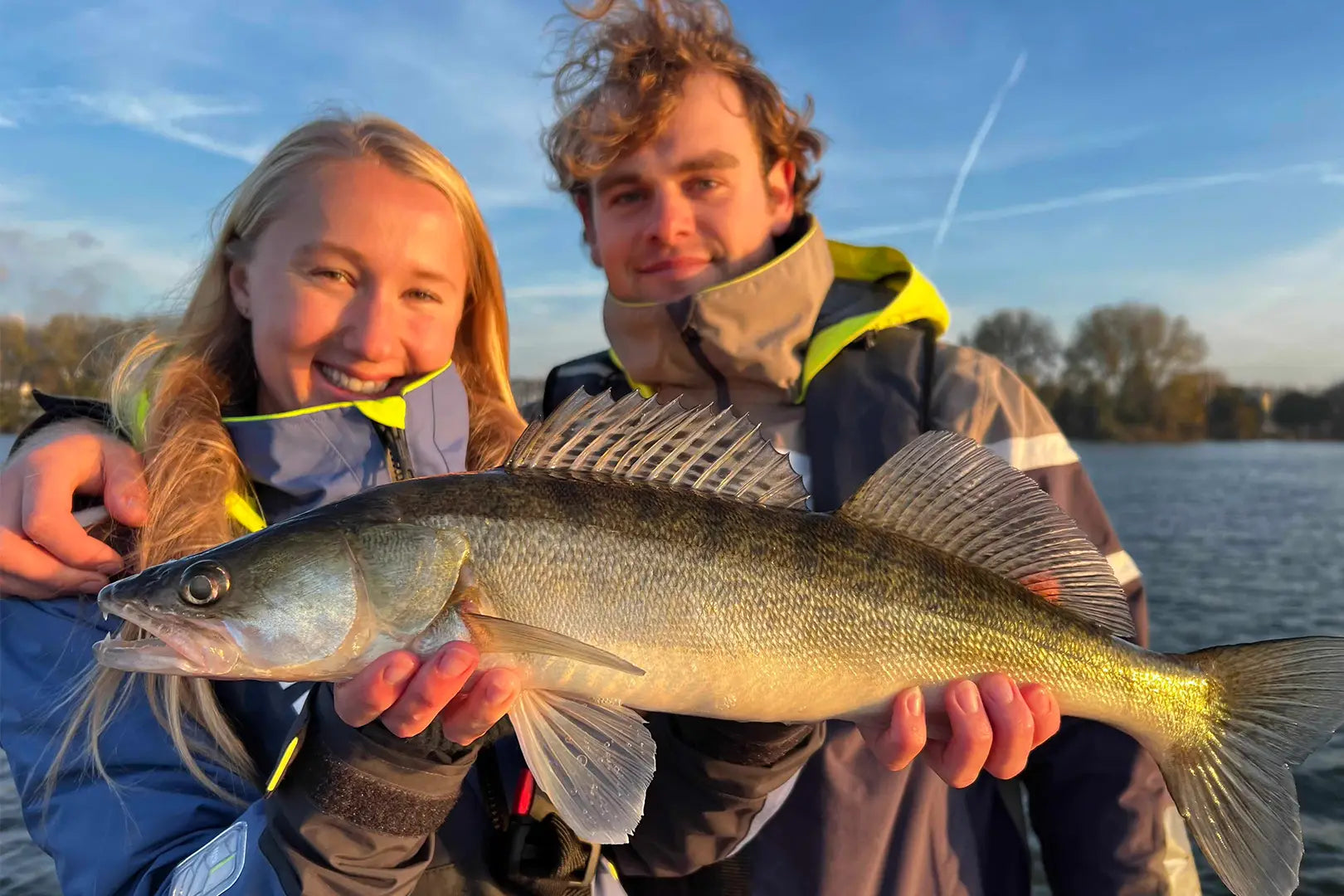 Review Charlie's Fishing